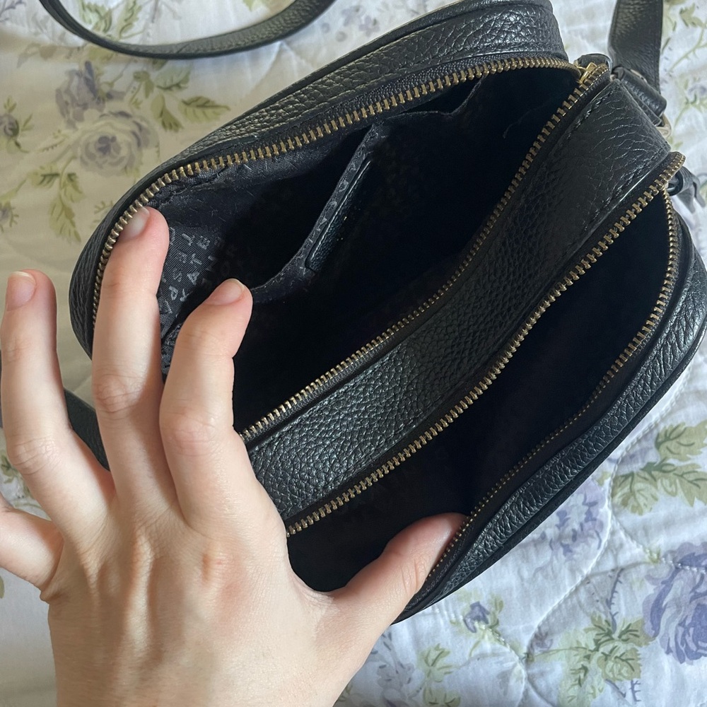 Kate Spade Elegant Black Crossbody Bag - Picture 5 of 7